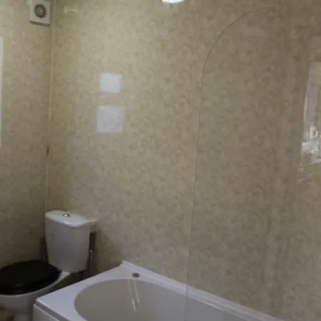 John St Town House - Self Catering - Style - Great Value Family And Double Гостевой дом