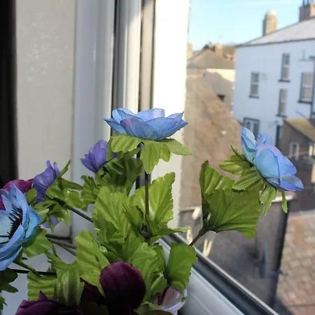 John St Town House - Self Catering - Style - Great Value Family And Double Workington